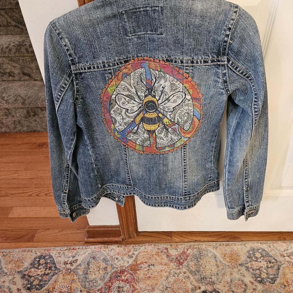 Vintage blue jean Old Navy jacket with screen print.
